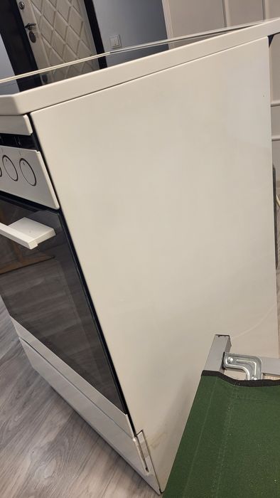 Продам электроплиту