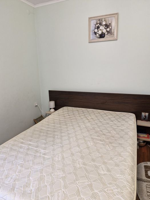 Pat dublu ,cu saltea .