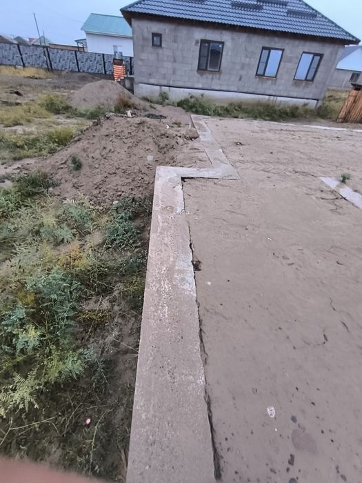 Участок,с фундаментом 10*13