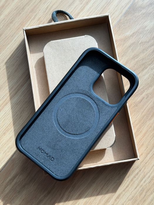 NOMAD Rugged Case за iPhone 14 Pro