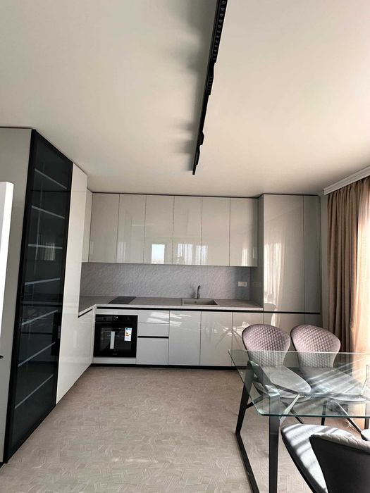 Продава се Двустаен апартамент в Пловдив, Христо Смирненски - 72 кв.м за 2099 €/кв.м - Снимка #1