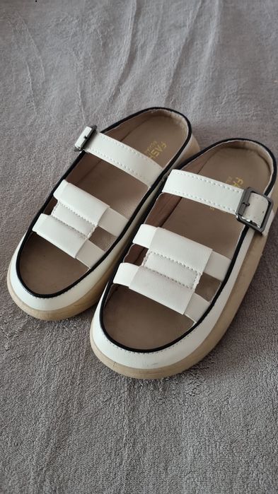 Продам женскую обувь