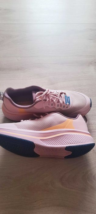 Кросовки женские Sketchers
