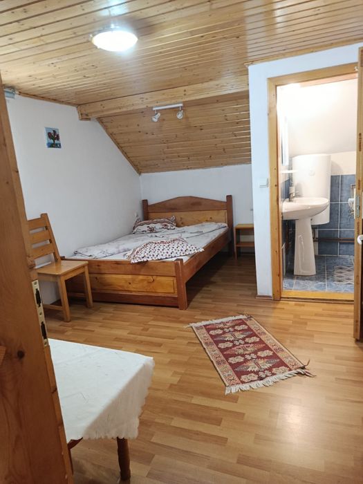 Inchiriez pensiune in bran.