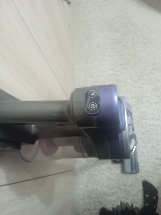 Продам ручной пылесос