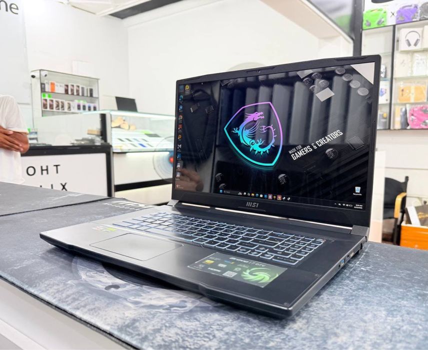 MSI Bravo 17 Ryzen 7 16GB 512GB RTX RTX4060