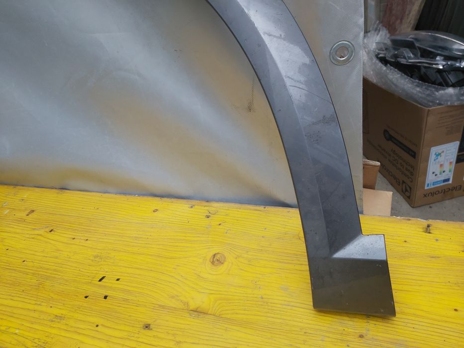 Лайсна предна лява Seat Cupra