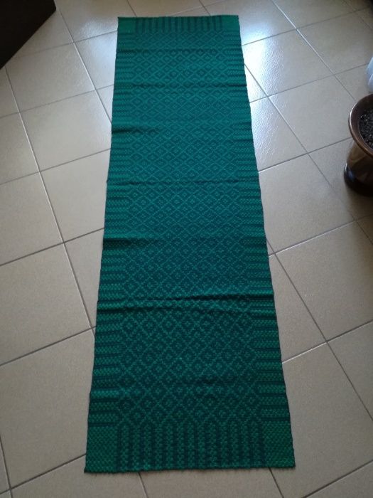 Комплект от три нови зелени черги.