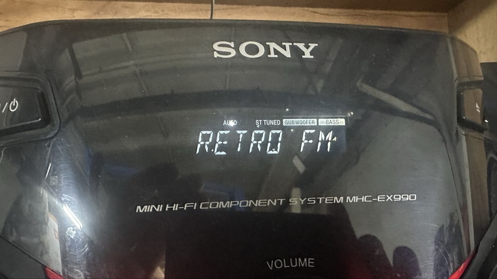 Продам Музыкальный центр Sony