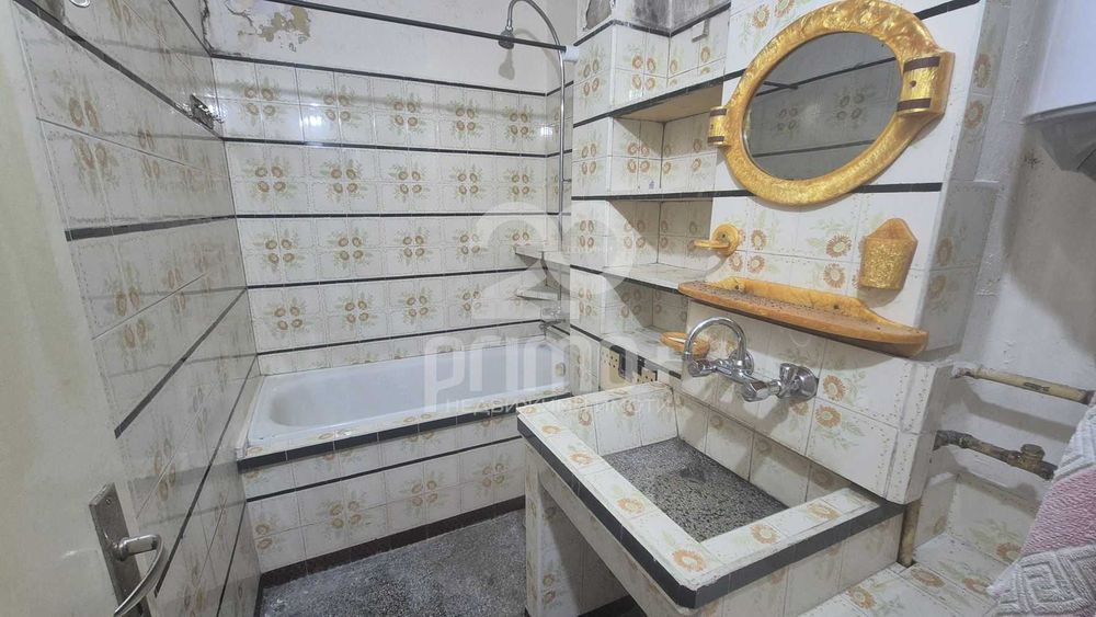 Двустаен за продажба в кв. Бузлуджа