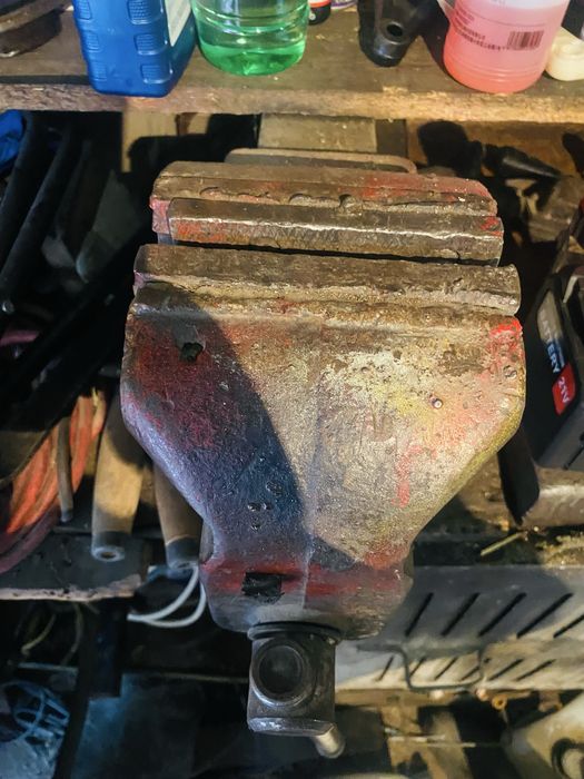 Тиски слесарные СССР 250 мм