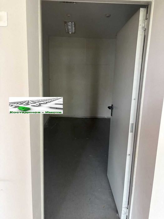 Дава се под наем Офис в Пловдив, Кършияка - 237 кв.м за 2370 € - Снимка #4