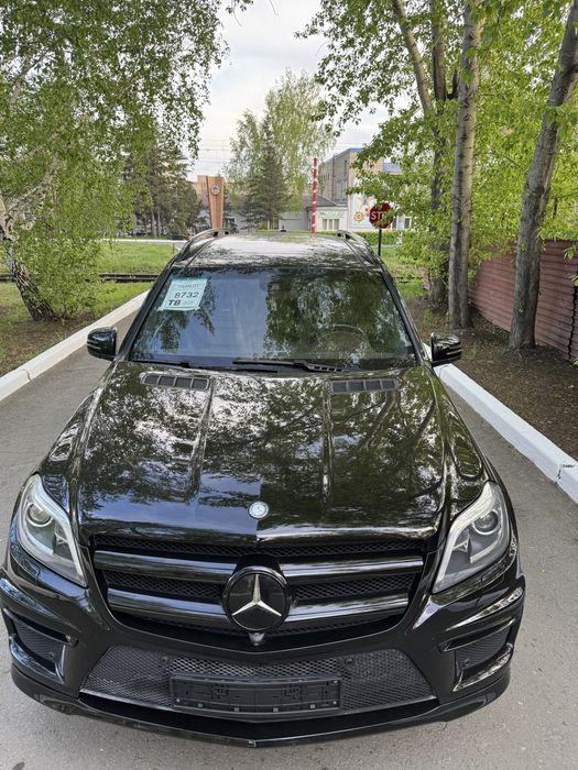 Продам Mersedes GL63