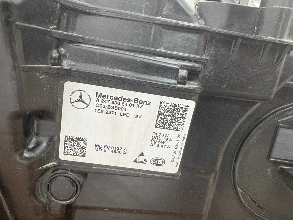 Far dreapta full led Mercedes GLA W247 dupa 2019 A2479066401