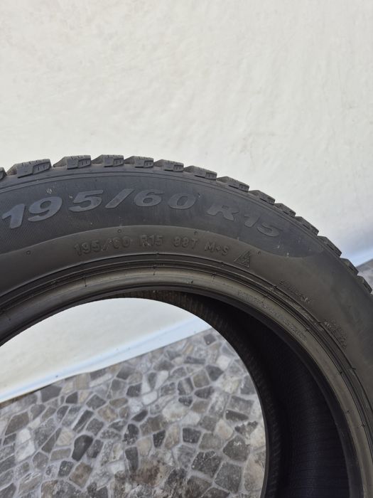 2бр 195 60 15 Pirelli - зимни - 20г