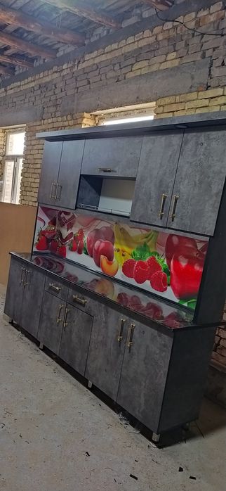 2.40 razmerdagi oshxona mebellari