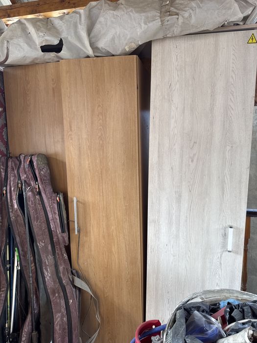Шкафы для одежды