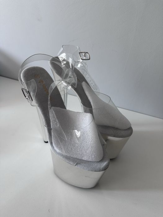 Стрипы тройки новые 36-41