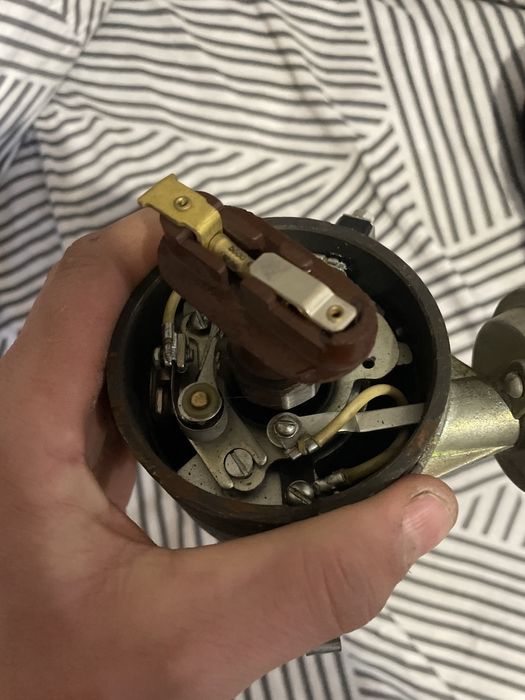 Продам трамблер зил