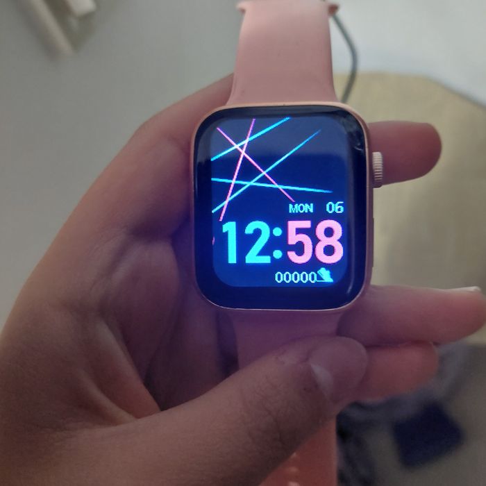 Часовник watch i8