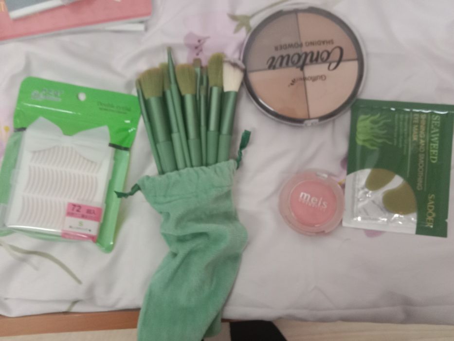 Қолданылмаған косметика