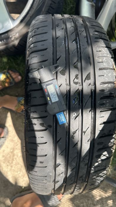 Джанти с зимни гуми за мазда 14,15 и 17 цола