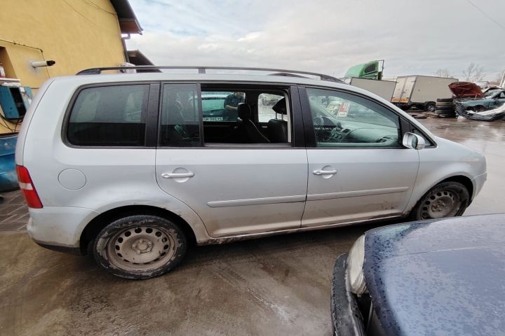 Compresor AC Volkswagen VW Touran 2004 1.9 TDI MT (100 hp)