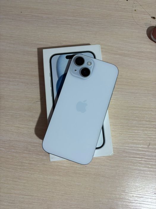 iPhone 15 GB 128