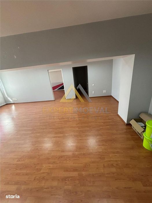 Spatiu de inchiriat etaj 1 Aleea Olteniei  77.63 mp