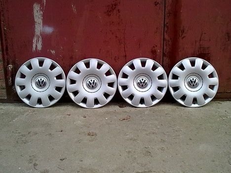 Комплект новых колпаков на колеса Volkswagen R15