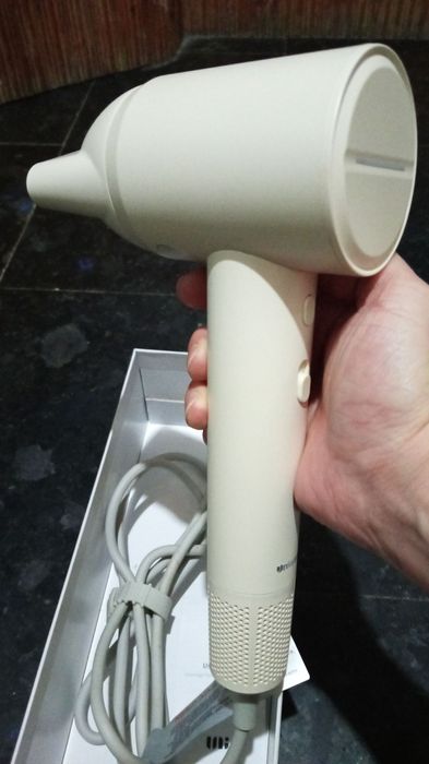 Фен для сушки волос Dyson