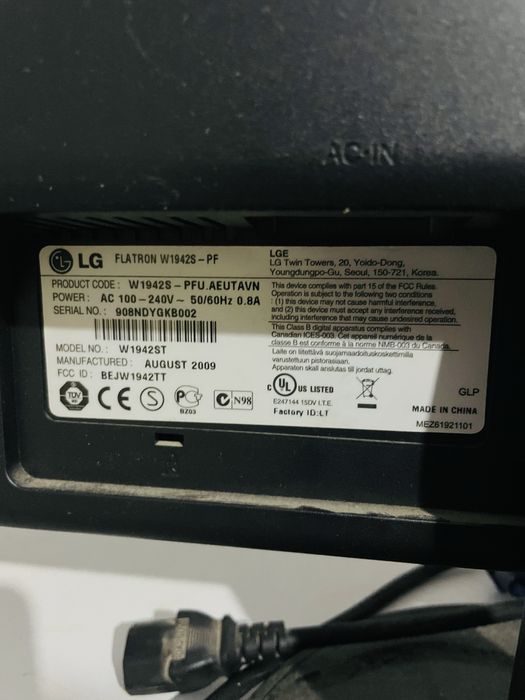 Monitor LG va Multicaw