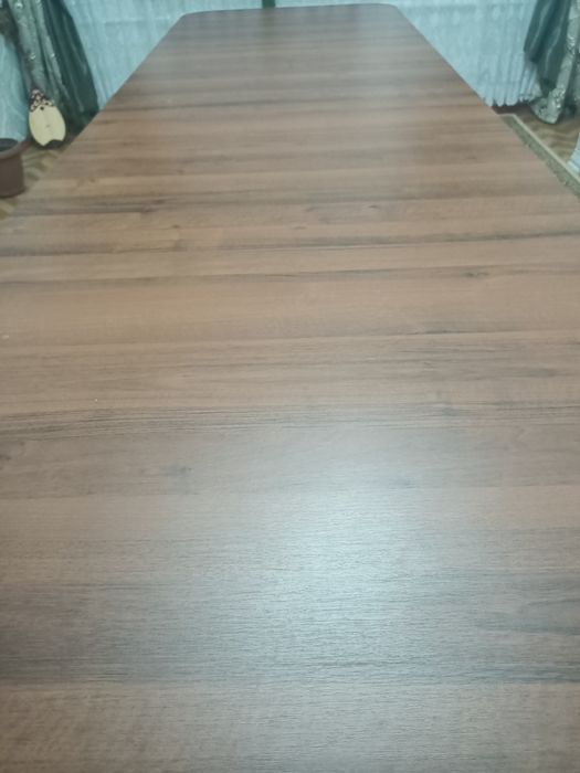 Срочно продается стол