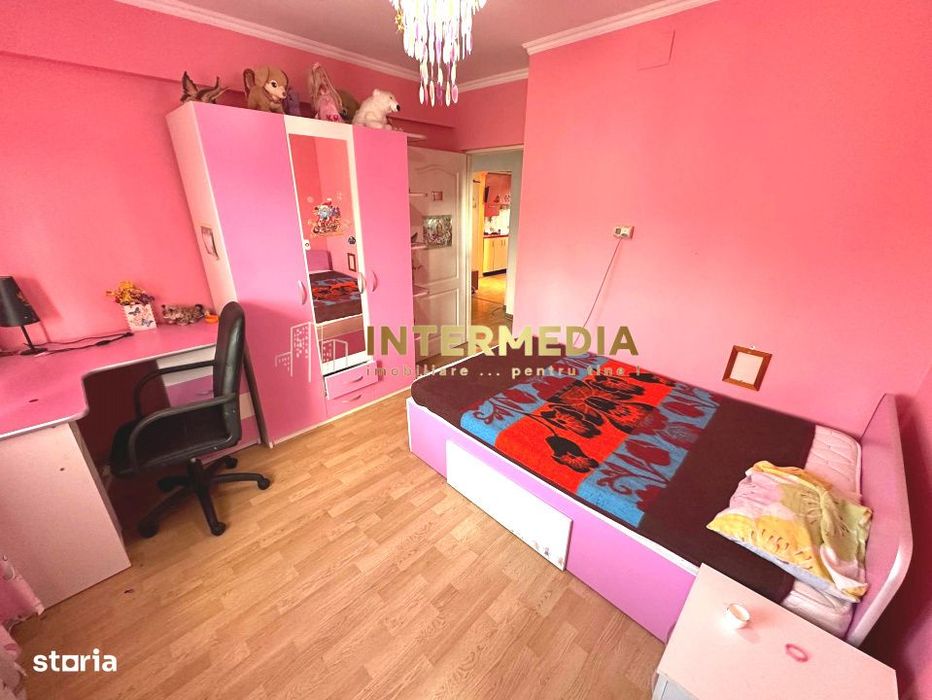 Vanzare Apartament 4 camere Deco CETATE Mercur 2 bai 90 mp cu balcon s