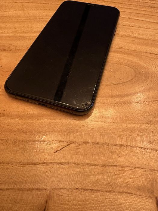 iPhone 11 Pro, 256GB, Midnight Green