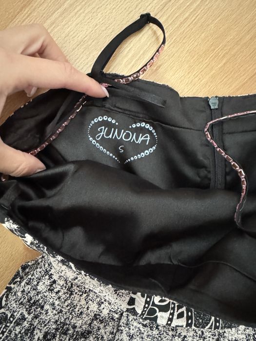 Junona рокля нова