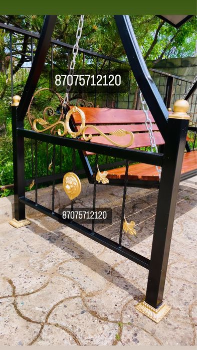 Садовые качели кованые