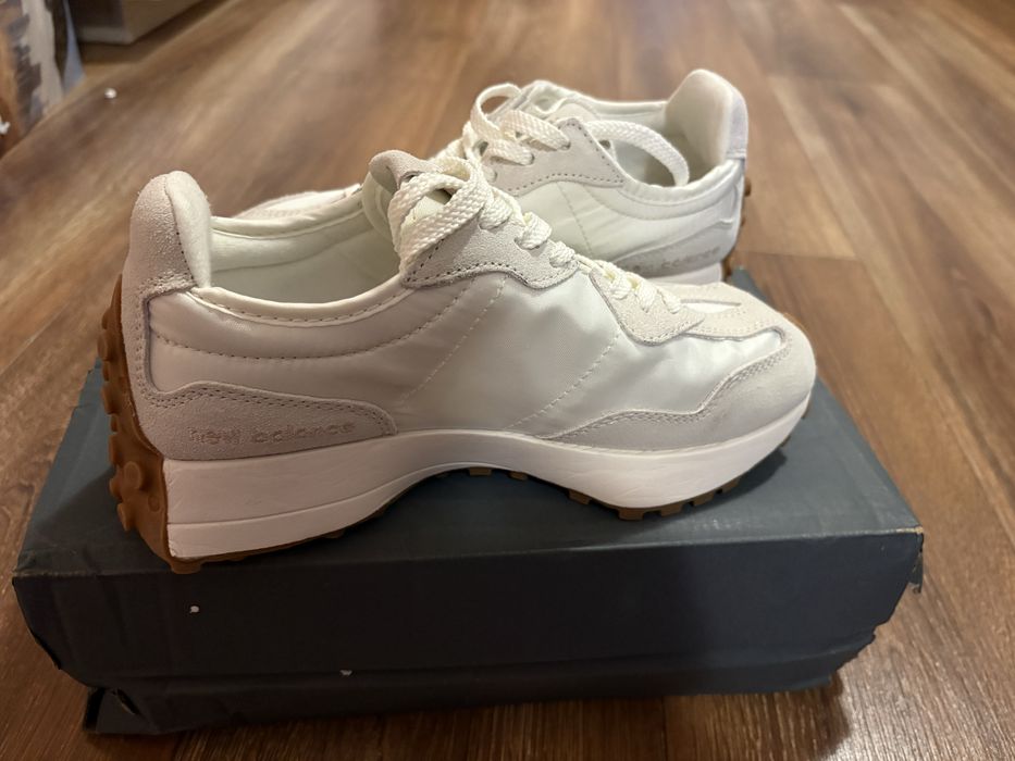 Маратонки New Balance с малък дефект