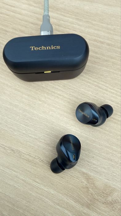 Casti wireless Technics AZ80