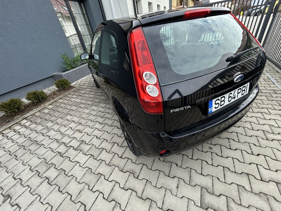 Ford fiesta 2007 benzina 1300cm