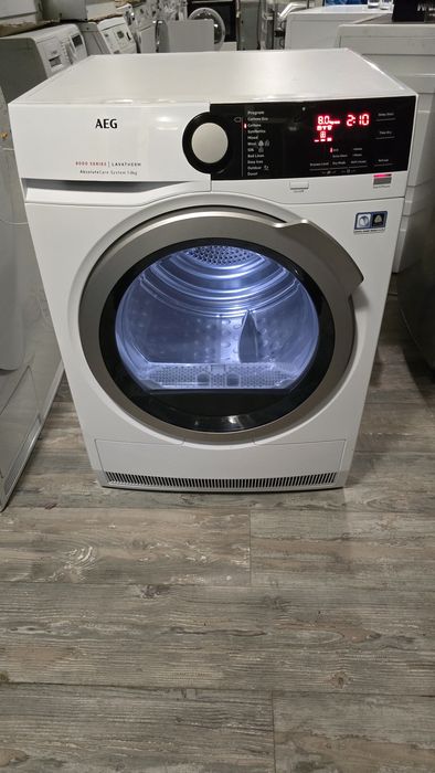 Сушилня AEG 8kg термо помпа