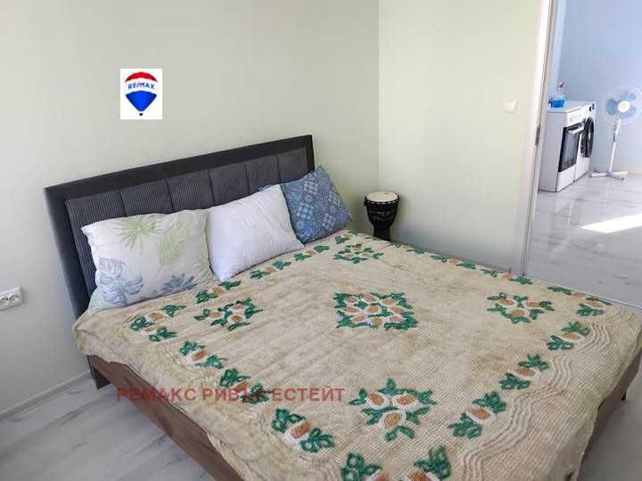 Продава се Двустаен апартамент в Русе, Дружба 3 - 61 кв.м за 1015 €/кв.м - Снимка #3