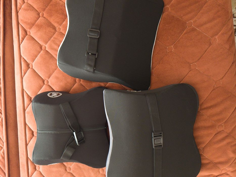 Черни и сиви автомобилни възглавници за врата от мемори пяна