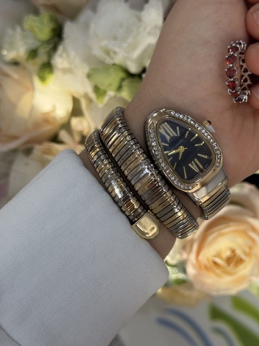 Часы,Браслеты и кольцечки супер люкс качество