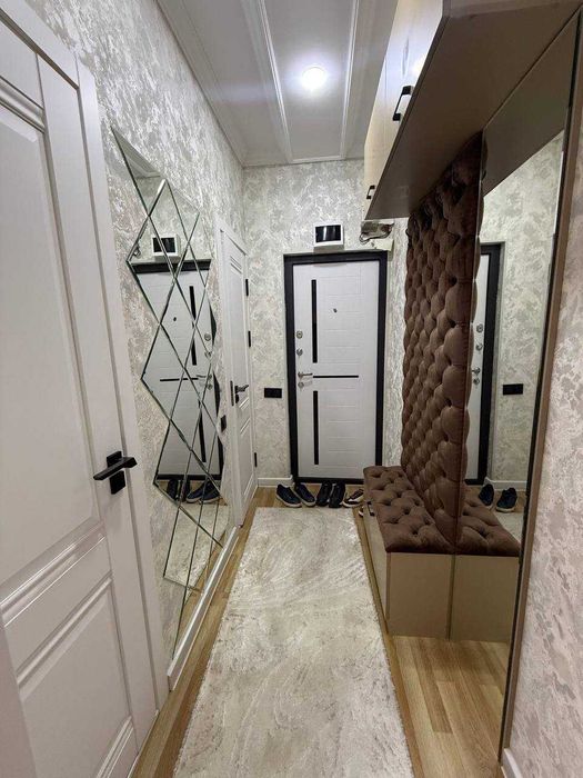 Продается квартира 2 ком пер в 3 Чиланзар 7 квартал около метро СВОЯ