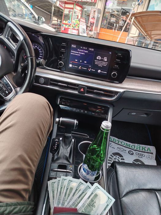 Kia K5 biznes class,  tuy va marosimlar xizmati,turistik xizmat