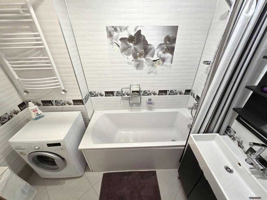 Обзаведен апартамент с 3 спални в Банско! Ниска такса поддръжка!