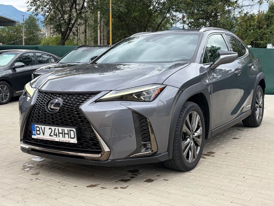 Lexus UX Hybrid F-Sport 4x4/Piele/Full Led/Scaune Incalzite/Tva Deductibil