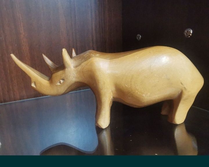 Figurina Rinocer lemn Cadou