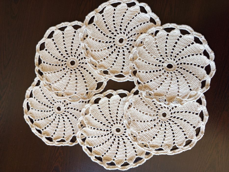 Каренца на една кука